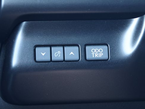 Used 2025 Lexus UX 300h FWD w/ Accessory Package (Z1) image 14
