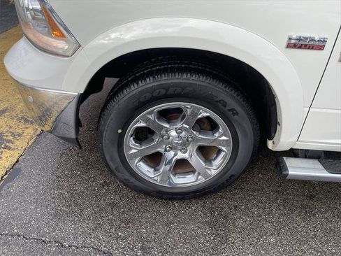 Certified 2016 RAM 1500 Laramie w/ Convenience Group image 9