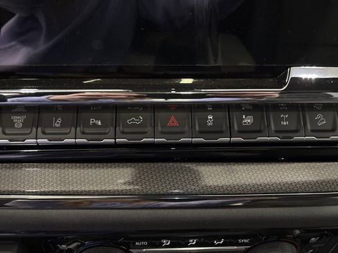 New 2026 Chevrolet Silverado 2500 ZR2 image 25