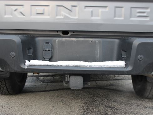 Certified 2024 Nissan Frontier PRO-4X w/ Technology Package image 6