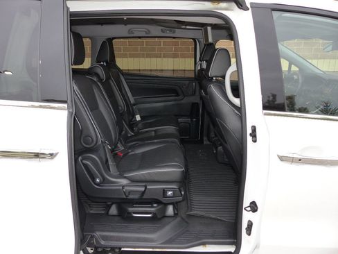 Used 2024 Honda Odyssey Elite image 40