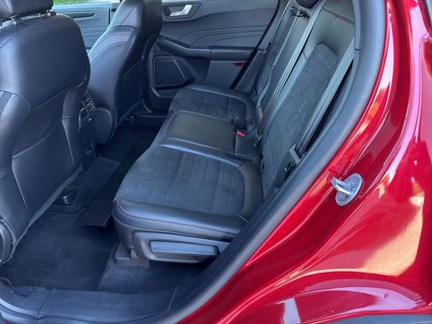 Used 2022 Ford Escape SEL w/ SEL Stealth AWD Package image 15