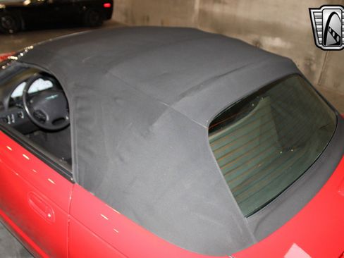 Used 2002 Ford Thunderbird image 14