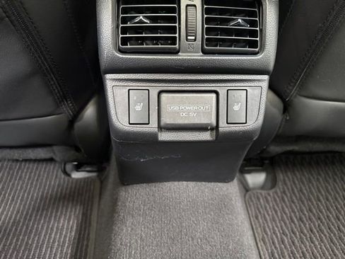 Used 2018 Subaru Outback 3.6R Limited AWD/4WD image 29