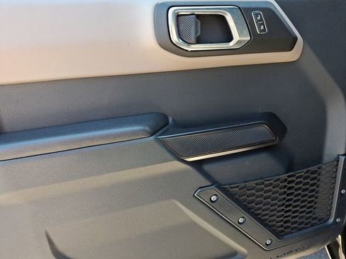 Certified 2024 Ford Bronco Wildtrak AWD/4WD image 12