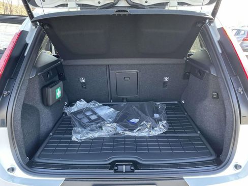 New 2026 Volvo XC40 B4 Plus w/ Protection Package Premier image 30