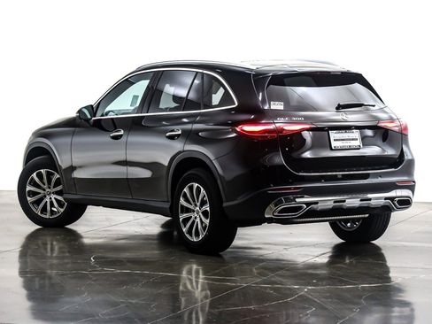 New 2026 Mercedes-Benz GLC 300 image 12