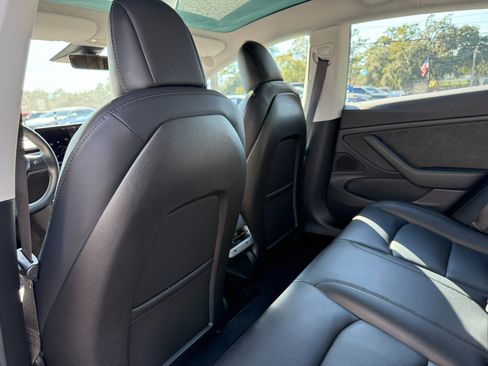 Used 2018 Tesla Model 3 Long Range image 23