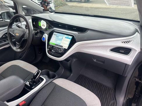 Used 2020 Chevrolet Bolt LT image 25