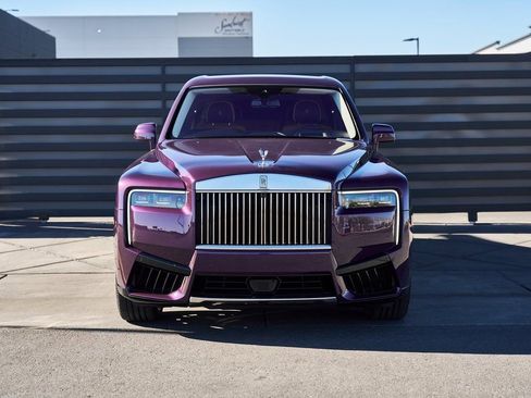 Used 2025 Rolls-Royce Cullinan AWD/4WD image 14