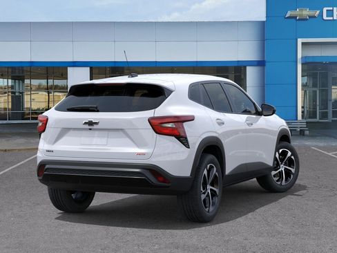 New 2026 Chevrolet Trax RS FWD image 4