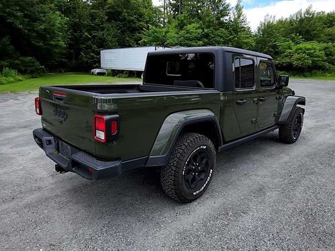 Used 2022 Jeep Gladiator Sport AWD/4WD image 8