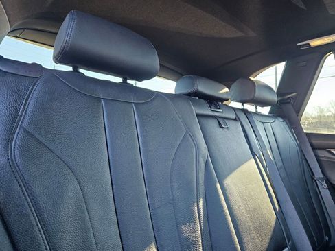 Used 2016 BMW X5 xDrive50i image 13
