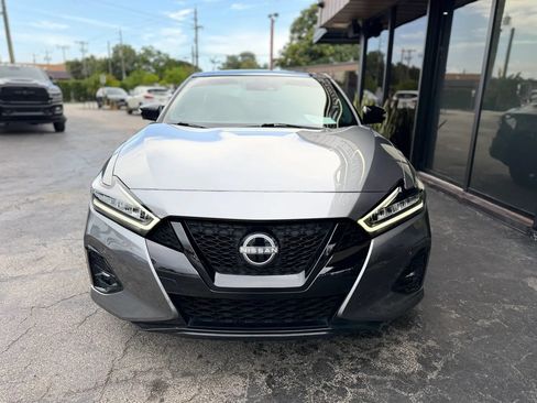 Used 2023 Nissan Maxima SR w/ Sport Mat Group FWD image 5
