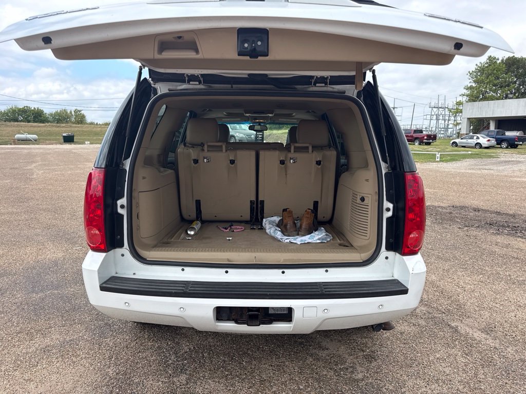 Used 2011 GMC Yukon SLT AWD/4WD image 12