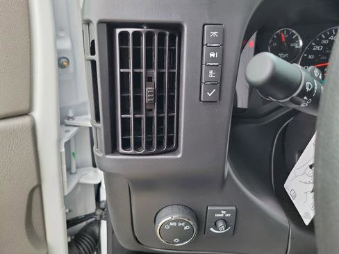 New 2025 Chevrolet Express 3500 w/ Power Convenience Package image 15