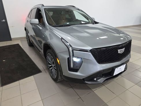 Used 2024 Cadillac XT4 Sport image 7