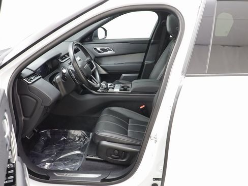 Used 2022 Land Rover Range Rover Velar R-Dynamic S image 6