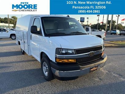 New 2025 Chevrolet Express 3500 w/ Power Convenience Package