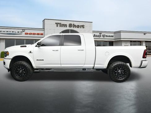 Used 2022 RAM 2500 Big Horn w/ Level C Equiment Group AWD/4WD image 2