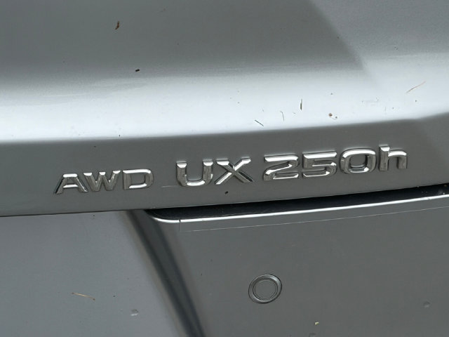 Certified 2024 Lexus UX 250h F Sport AWD/4WD image 34