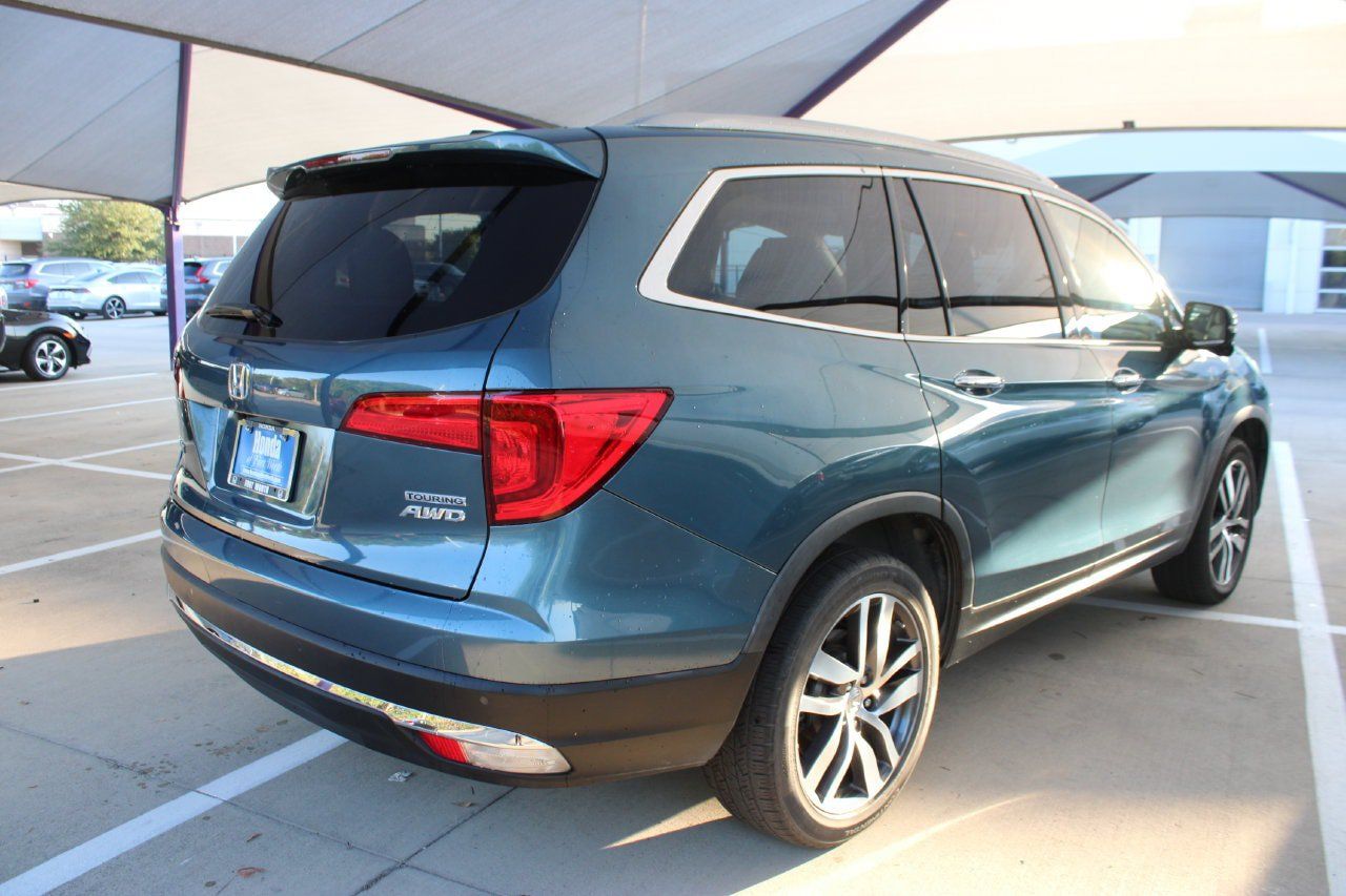 Used 2017 Honda Pilot Touring image 6