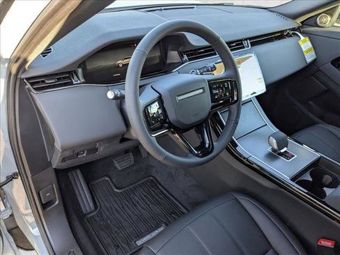 New 2026 Land Rover Range Rover Evoque S image 3