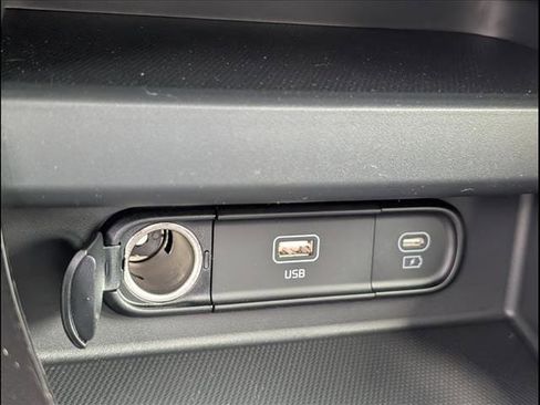 New 2026 Kia Seltos S FWD image 12
