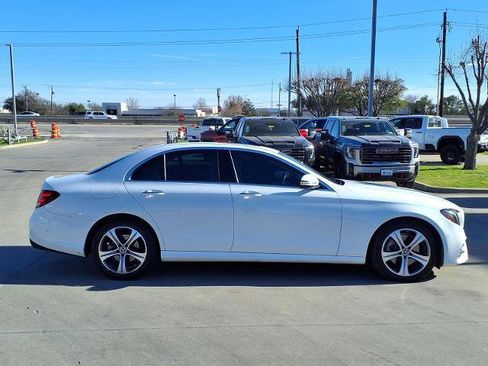 Used 2018 Mercedes-Benz E 300 E 300 image 2