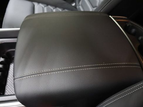 New 2026 RAM 1500 4x4 Crew Cab image 23