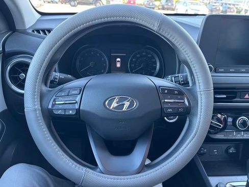 Used 2023 Hyundai Kona SEL AWD/4WD image 12