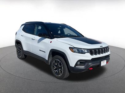 Used 2025 Jeep Compass Trailhawk