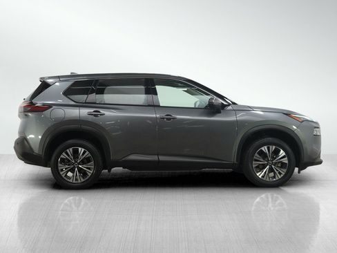 Used 2021 Nissan Rogue SV image 6