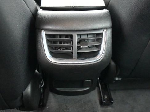 Used 2023 Chevrolet Malibu LT image 12