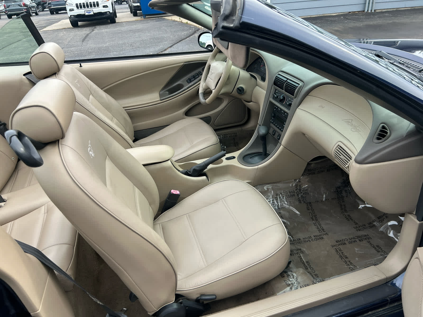 Used 2003 Ford Mustang Convertible RWD image 26