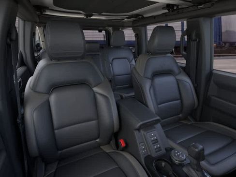 New 2026 Ford Bronco Outer Banks w/ Sasquatch Package AWD/4WD image 10
