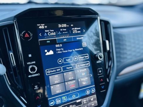 Used 2025 Subaru Forester Sport image 11