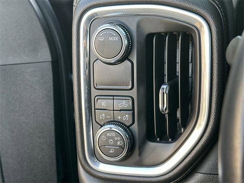 Used 2023 GMC Sierra 2500 SLT w/ SLT Convenience Package image 16