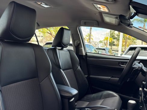 Used 2019 Toyota Corolla SE image 14