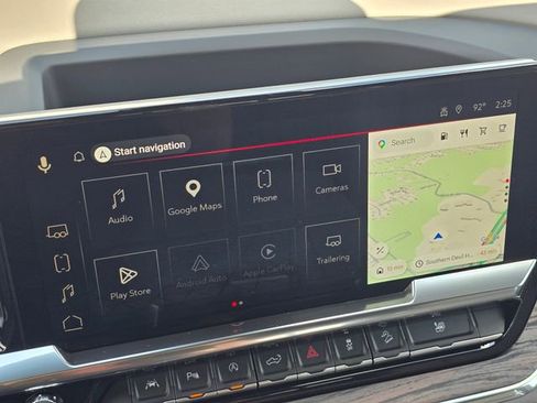 Used 2024 GMC Sierra 1500 SLT w/ SLT Premium Plus Package AWD/4WD image 33