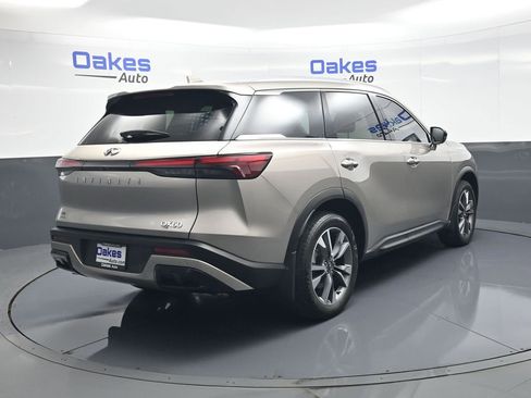Used 2025 INFINITI QX60 Luxe FWD image 8