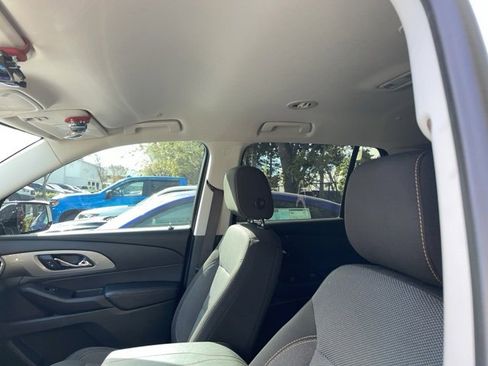 Used 2020 Chevrolet Traverse LS w/ LPO, Black Accent Package image 2