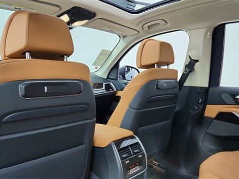 Used 2026 BMW X7 xDrive40i image 34