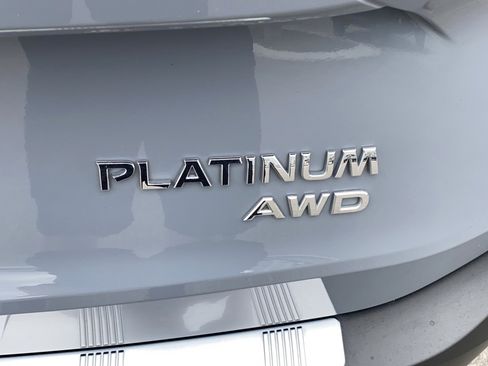 Used 2023 Nissan Rogue Platinum w/ Platinum Premium Package AWD/4WD image 26