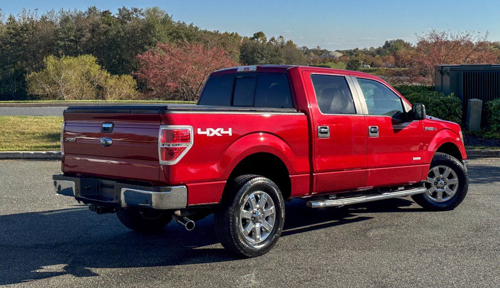 Used 2014 Ford F150 XLT w/ Equipment Group 302A Luxury AWD/4WD image 10