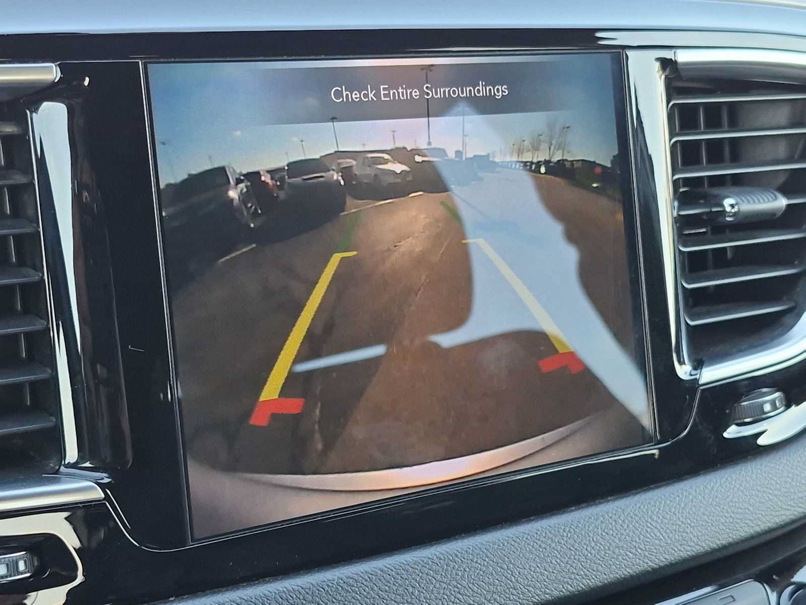 Used 2019 Chrysler Pacifica Touring Plus w/ S Appearance Package FWD image 29