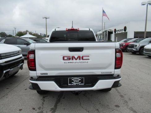 New 2026 GMC Canyon Elevation w/ Convenience Package image 4
