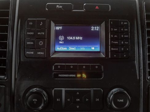 Used 2017 Ford F150 XL w/ Equipment Group 101A Mid RWD image 25