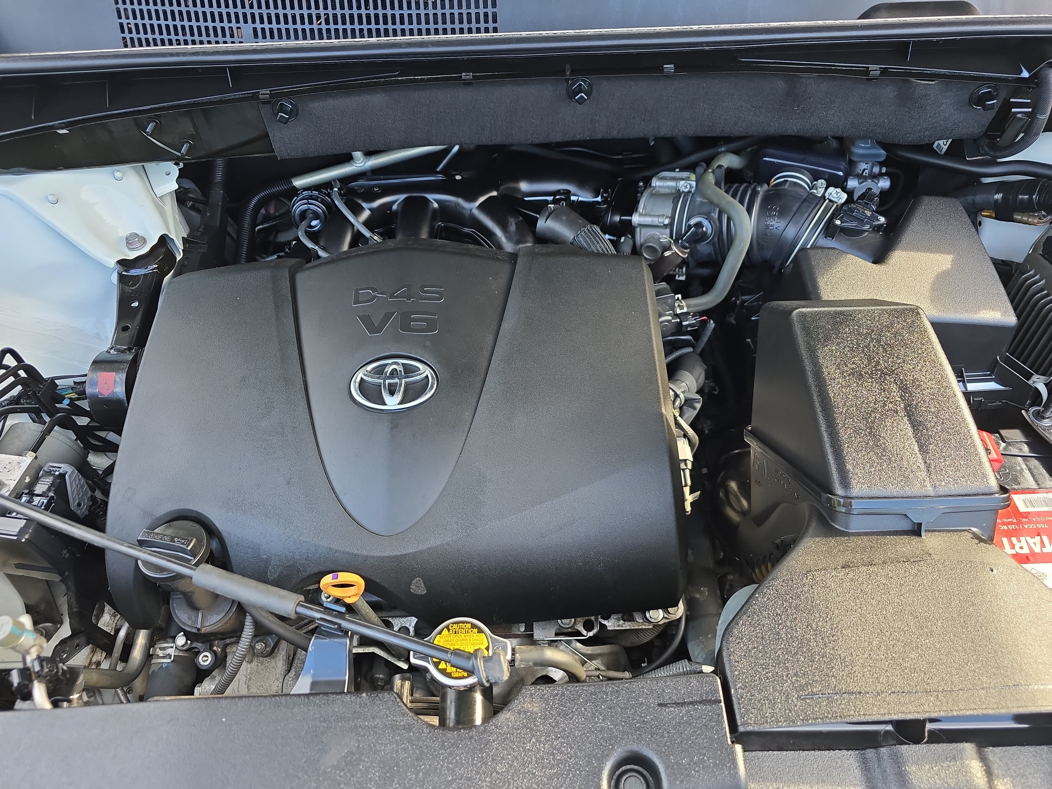 Used 2017 Toyota Highlander XLE AWD/4WD image 31