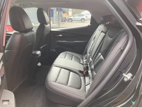 Used 2022 Chevrolet Bolt LT w/ Infotainment Package image 10